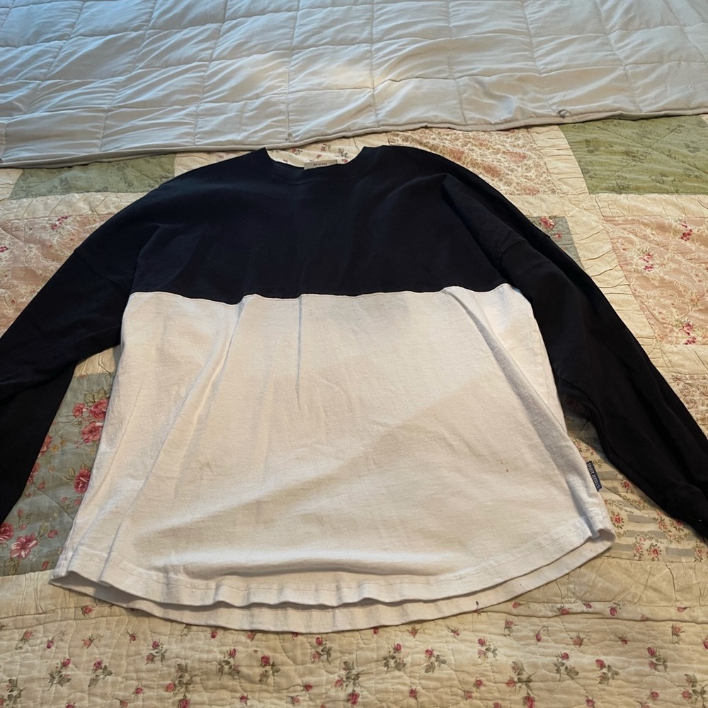 Women’s long sleeve shirt